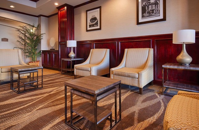 Best Western Lockhart Hotel & Suites