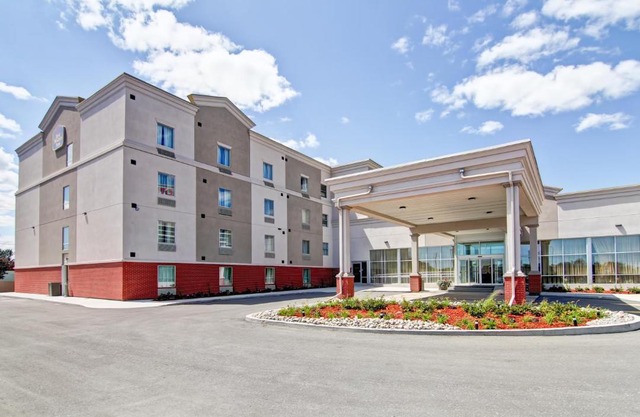 Best Western Plus Bowmanville