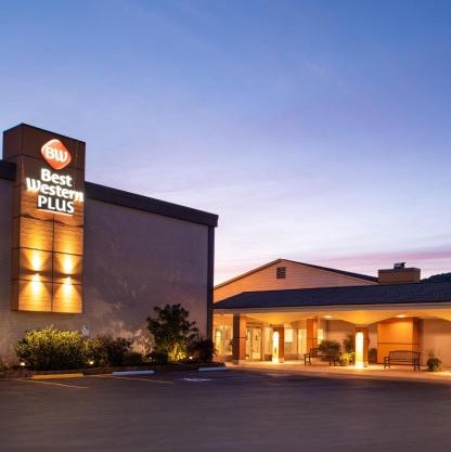 Best Western Plus Bradford Inn