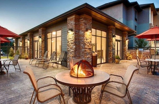 Best Western Plus Dayton Hotel & Suites