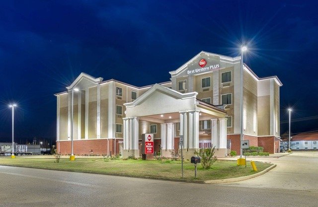 Best Western Plus Flowood Inn & Suites