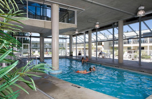 Best Western Plus Kelowna Hotel & Suites