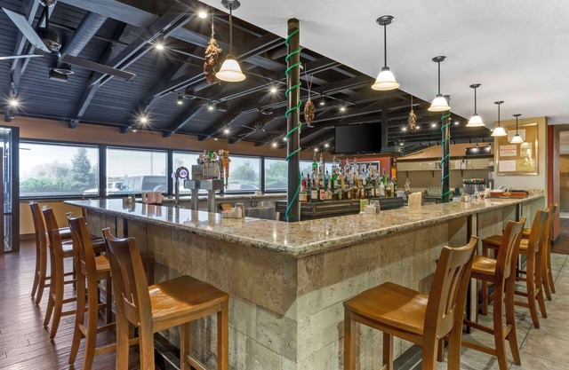 Best Western Plus Raton Hotel