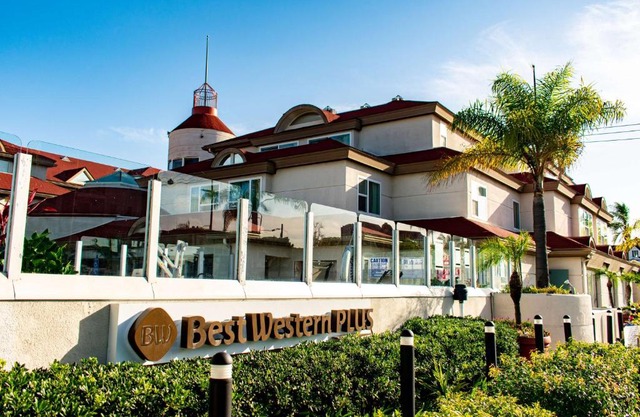 Best Western Plus Suites Hotel Coronado Island