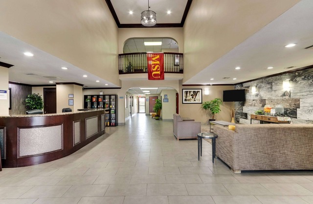 Best Western Plus University Inn & Suites