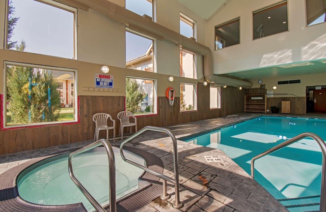 Best Western Plus Valemount Inn & Suites