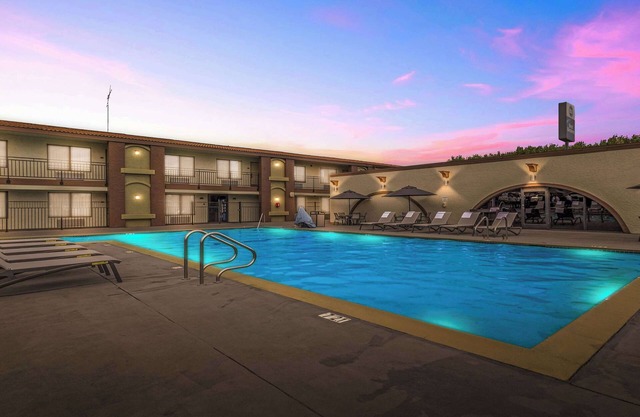 Best Western Roseville Inn