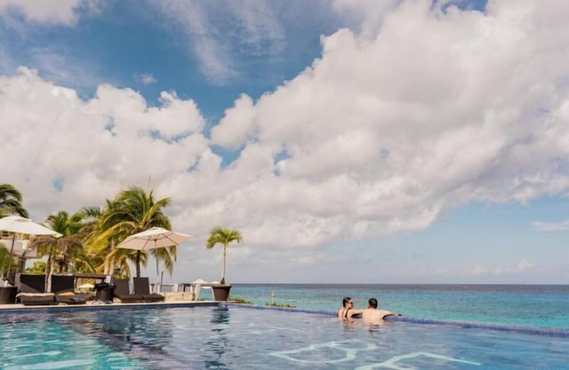 Better Choice for your Vacation! Ocean View, Beach Access, Free Parking, Pool