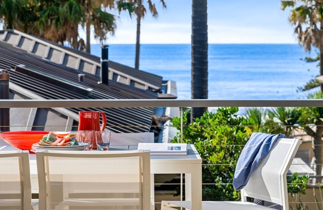 Between THE Flags by Palm Beach Holiday Rentals