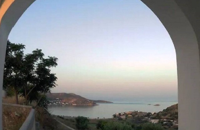 'Between Two Oceans' An amazing family villa on Leros