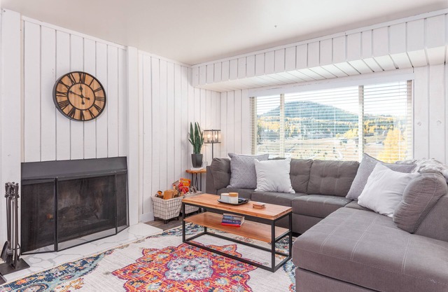 BHV N5 - Spectacular Unit With Amazing Views