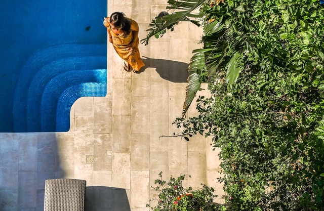 "Bianni Beuú" Luxury House
