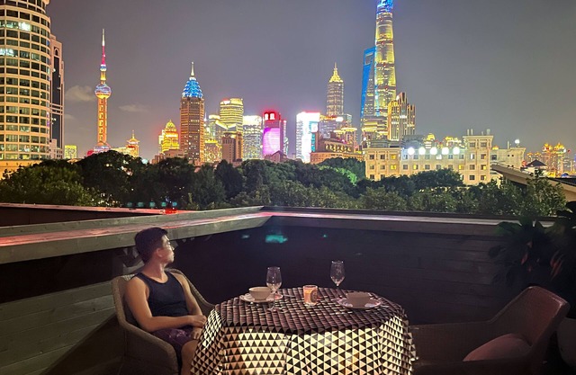 Big Apartment with great view terrace in Prime Location