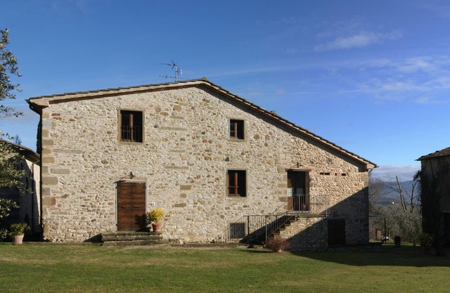 Große Wohnung mit Garten und Küche in einem Landhaus in der Toskana