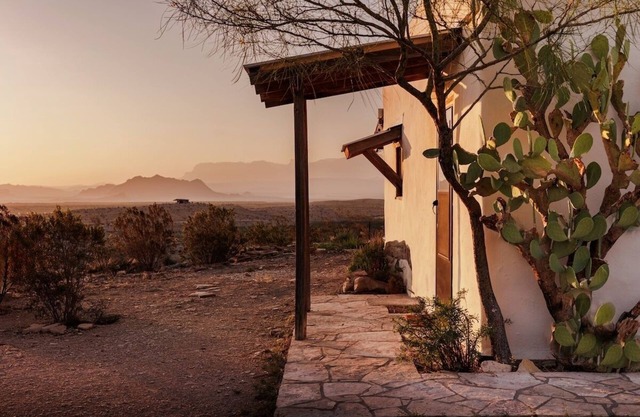 Big Bend Escape Designer Adobe w/ Mountain Views
