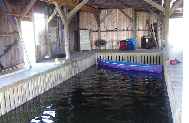 Big Blue Boathouse - Private Island-Kenora, Lake of the Woods