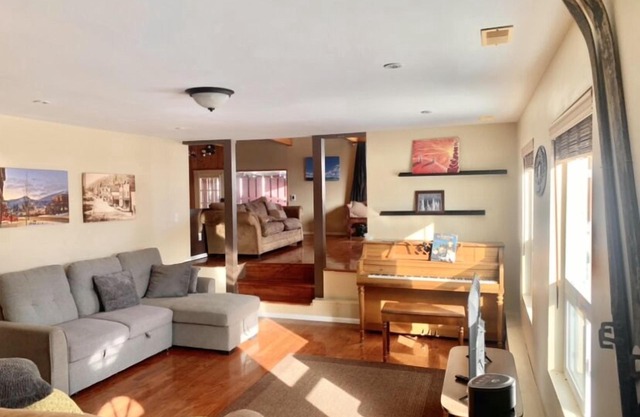 Big, Bright and Beautiful. Ski and Bike Suite