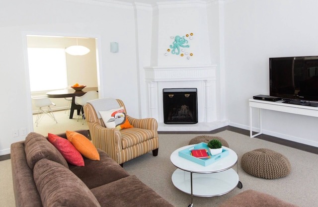 Geräumiges Golden Gate Flat, halber Block zum Wasser, begehbar für SF-Spaß