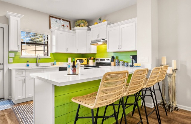 Big Fam Lodge Townhomes - Near Casinos & Golf - Sleeps 24