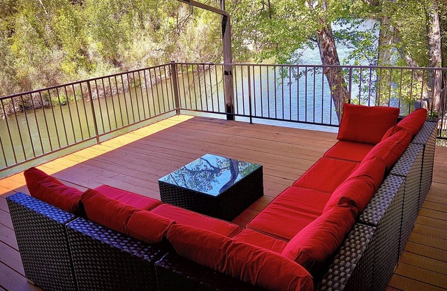 Big Foot River Lodge