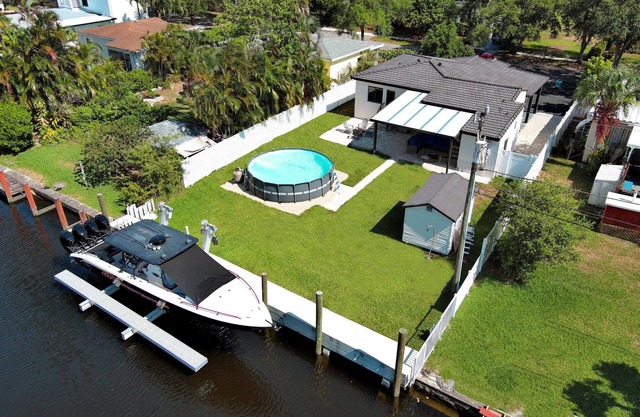Big Fun! 3 Bd Pool House on the Water