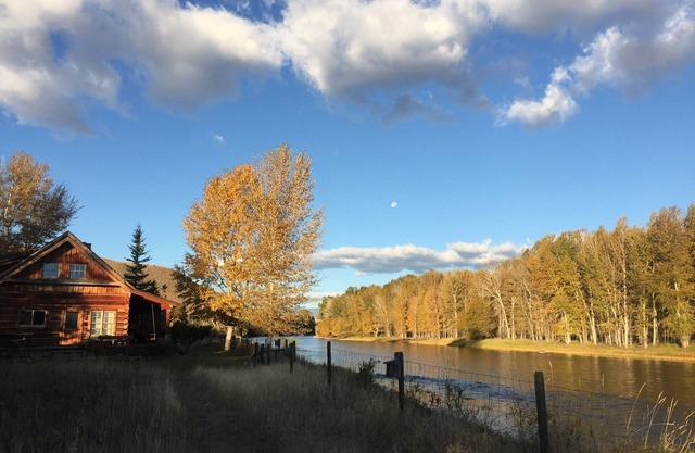Big Hole River fishing cabin