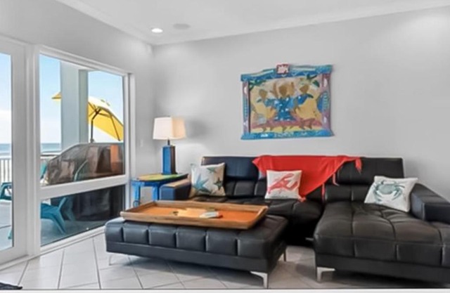 Big O Beach - White Sands Townhomes