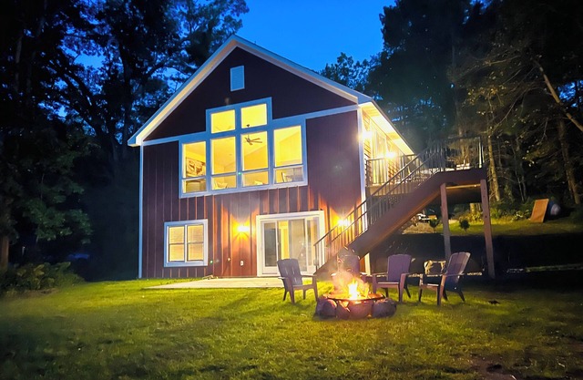 Big Red on Long Lake - Save 20%! New construction just an hour from the cities.