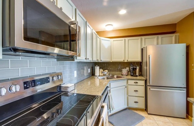 Big Sky Condo: Half Mi to Base!
