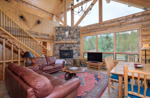 Big Sky, Montana Luxury Riverfront Home