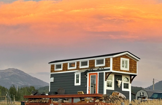 Big View Tiny House, a luxury tiny house experience!