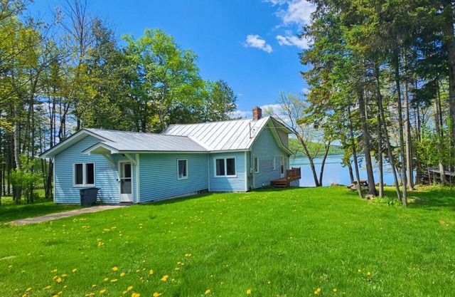 Big Wood Lodge-Lakefront*Pet Friendly*Private Dock
