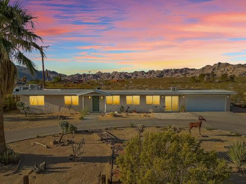 Bighorn Oasis with a Hot Tub