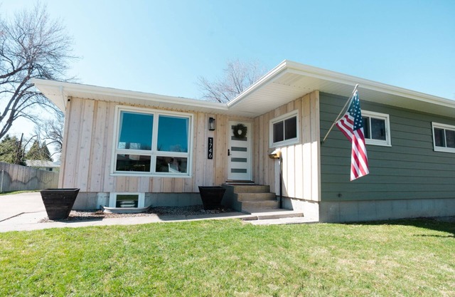 BILLINGS FAMILY RANCHER - Safe Location and Clean.