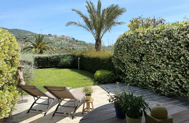 Bilocale con splendido porticato