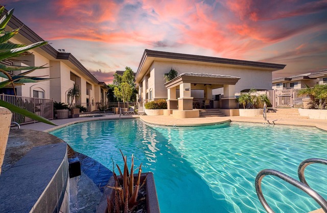 Biltmore Ground Floor Condo! Love Living Here
