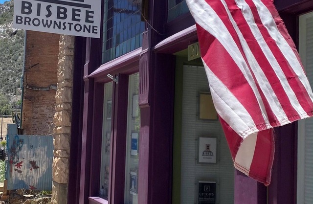 Bisbee Brownstone Suites