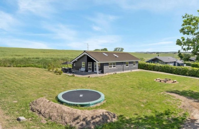 "Bitha" - 400m from the sea by Interhome