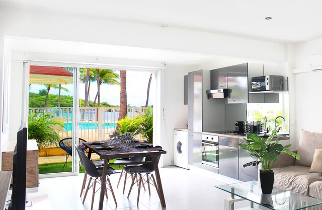 Blue Vista - Paradise in Nettle Bay