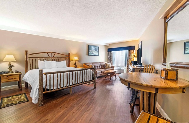Black Bear Inn, Ascend Hotel Collection
