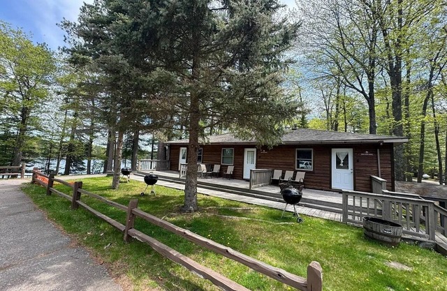 Black Bear Lodge Bear Trap 2 on Little Saint Germain Lake