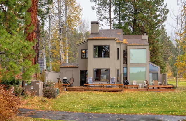 Black Butte Ranch Country House 045
