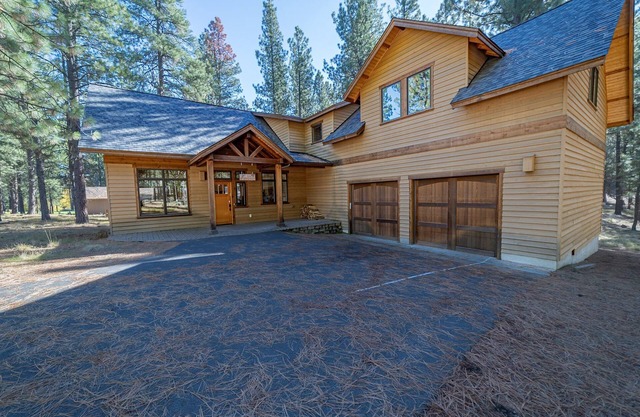 Black Butte Ranch Glaze Meadow 141