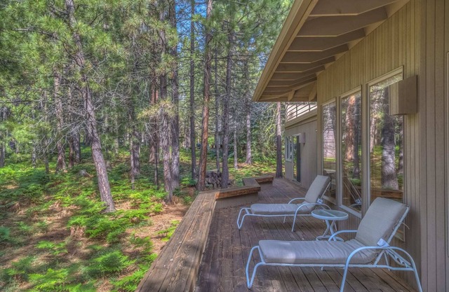 Black Butte Ranch Glaze Meadow 314