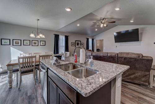 Black Hills View Game Rooms 5 Tvs
