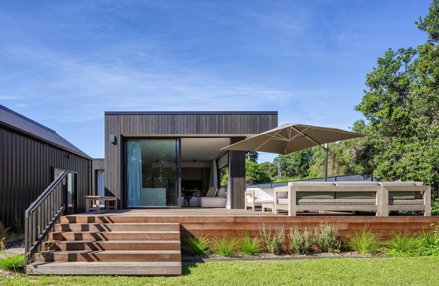 Black House Onetangi Beach | You've Got It Maid