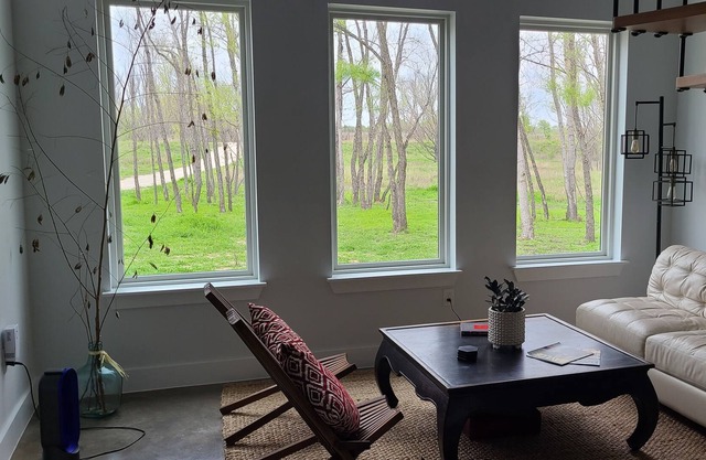 Black Willow Place, a modern country hideaway