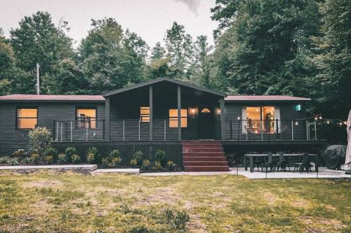 Blackbear Lodge - Ski Phoenicia, Hunter, Catskills, Windham, Belleayre