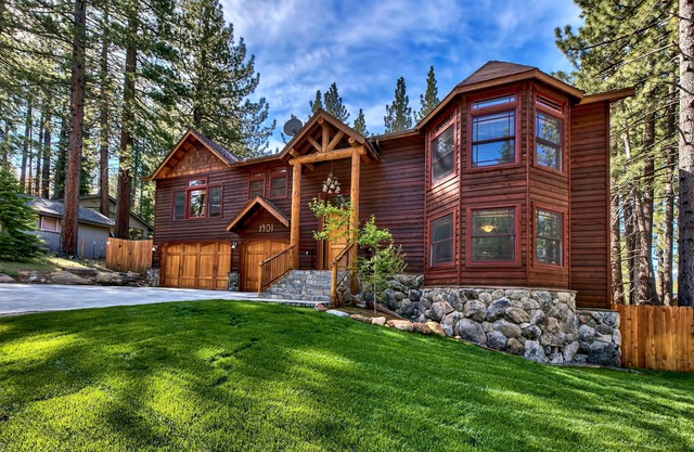 Whirlpool, Billardtisch, 2 Master, 5BD / 4BA, Haustiere, Deck-Blackfoot Luxury Retreat