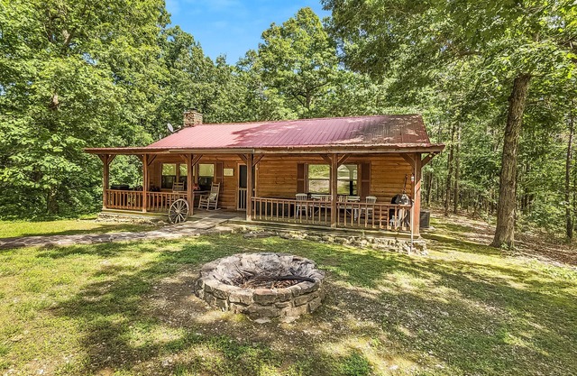Blanchard Cabin in the Woods ~ Barrierefreie Privatsphäre